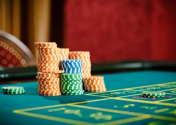 Live blackjack table on ledak338 with real dealer